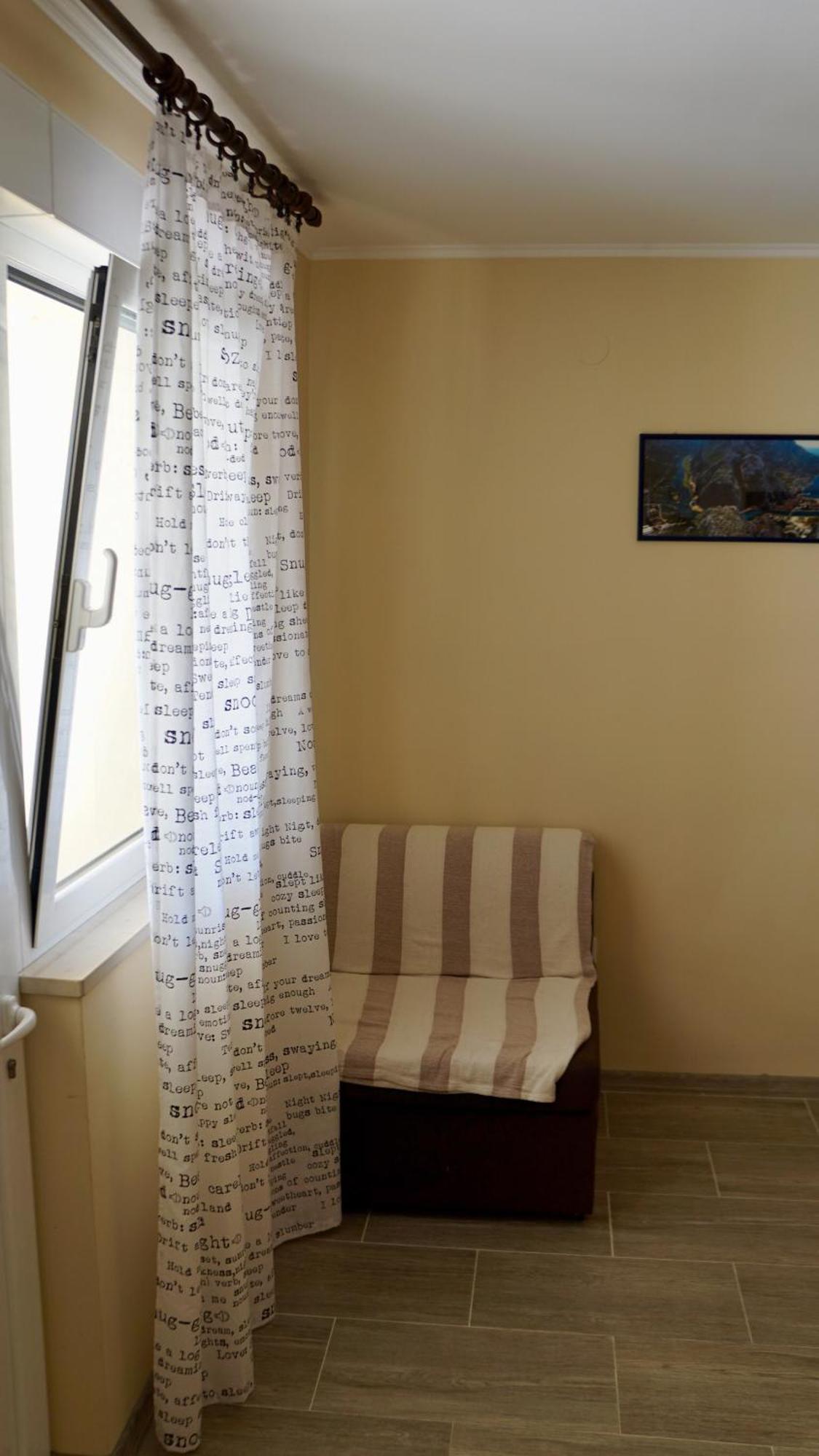 Apartments Niksa Kastelan Omiš Exterior foto